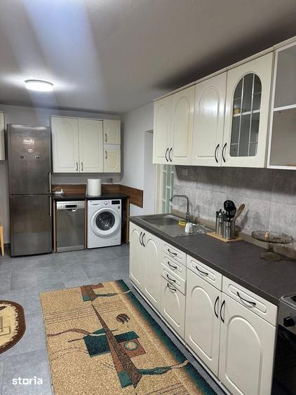 Casă cu 3 camere cu Teren 1500 Mp în Central