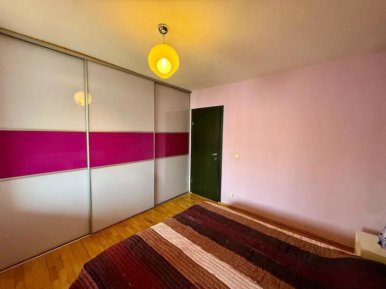 Apartament cu 4 camere decomandat în Nicolae Bălcescu