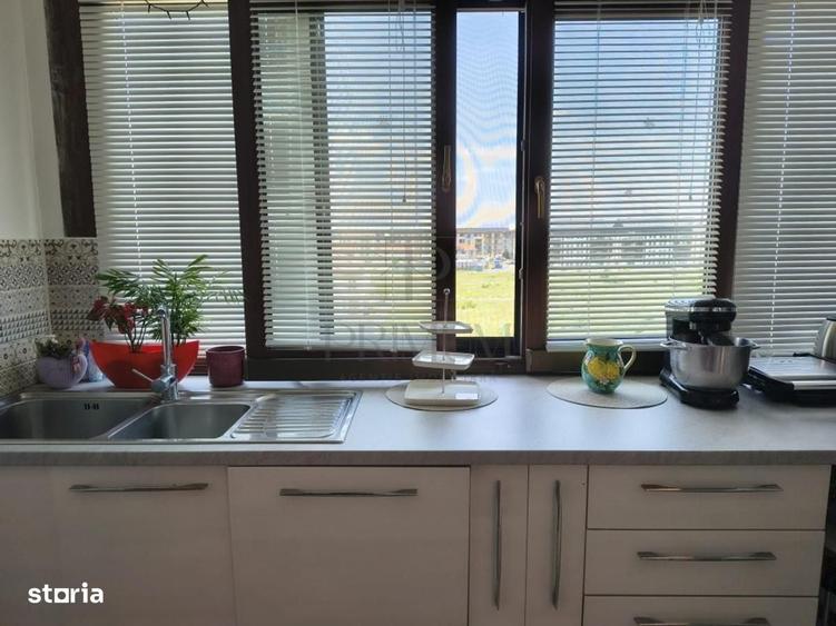 Apartament cu 4 camere decomandat în Central