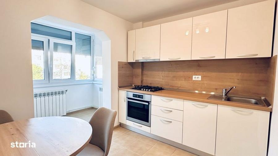Apartament cu 2 camere decomandat în Central