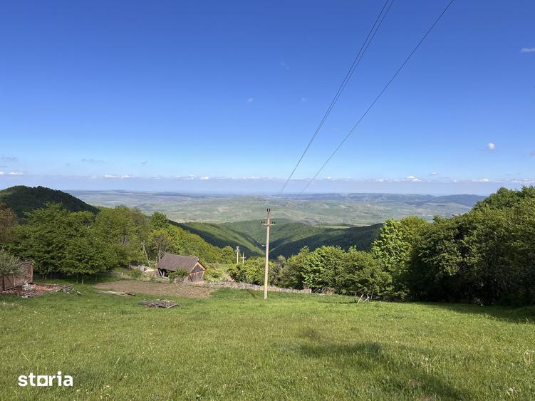 Teren de 3230 mp, în Băișoara