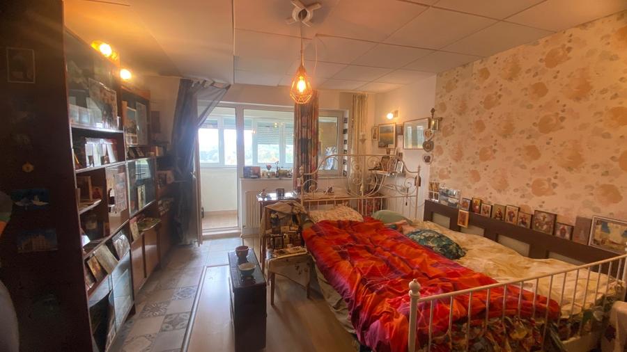Apartament cu 2 camere semidecomandat în Tineretului