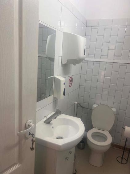 Spațiu comercial, de 55 mp, în Deve