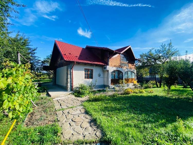 Casă individuală cu 4 camere cu Teren 2031 Mp în Vest