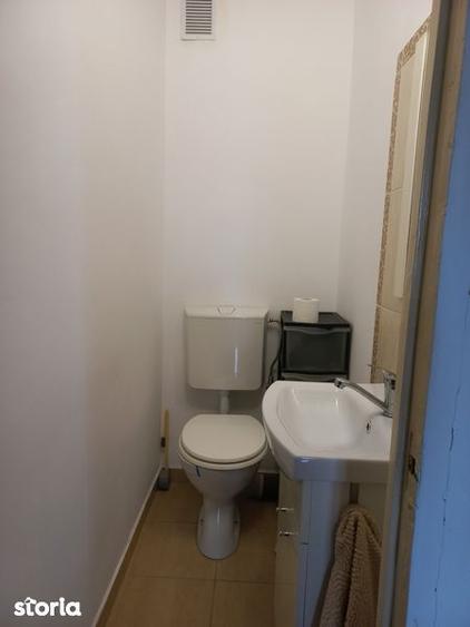 Apartament cu 4 camere decomandat în Gruia