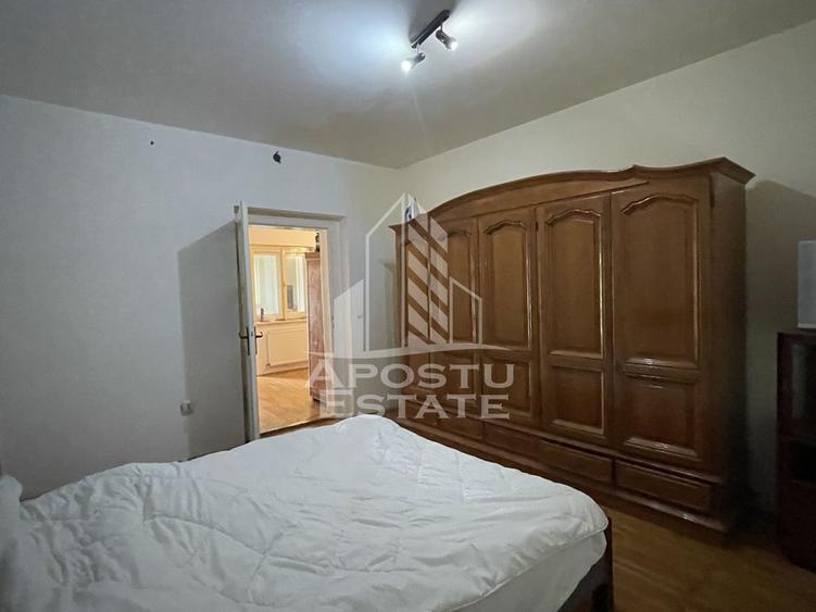 Casă cu 5 camere cu Teren 987 Mp în Gării