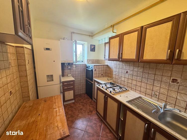 Apartament 3 camere / Astra / zona scoala 2 - 2