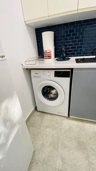 Apartament cu 3 camere decomandat, mobilat în Progresul
