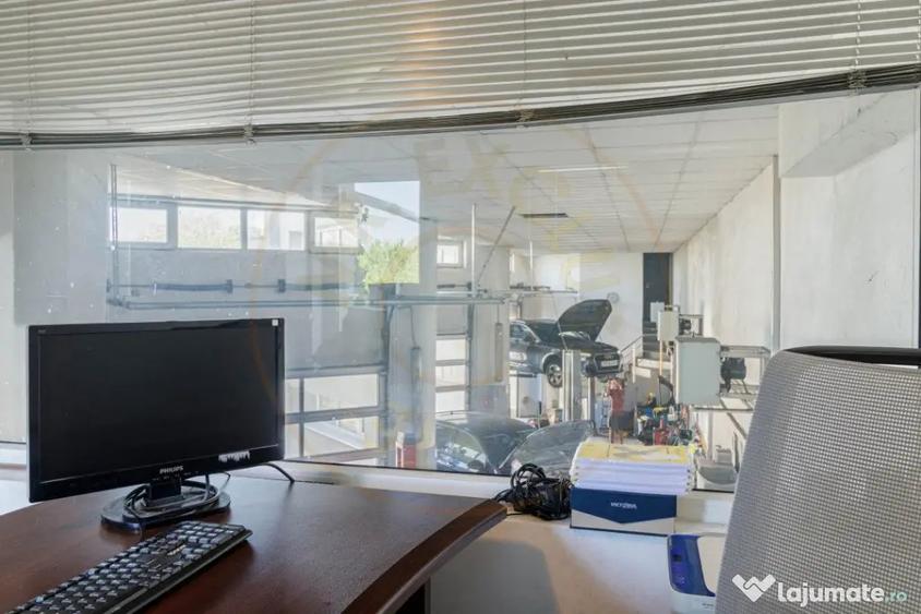 Casă cu 7 camere cu Teren 766 Mp în Central