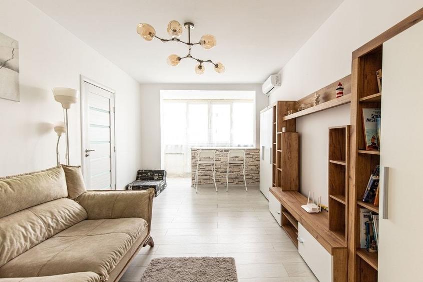Apartament cu 2 camere semidecomandat, mobilat în Floreasca