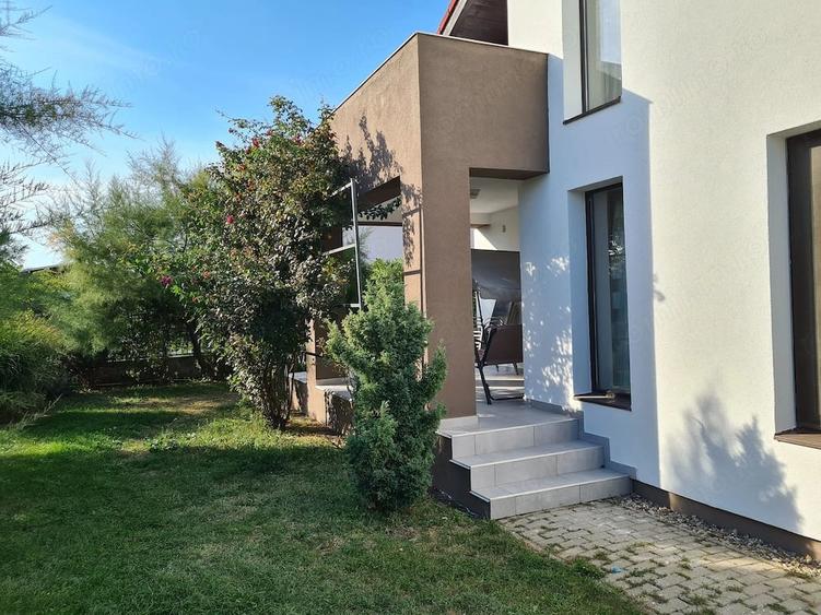Casă cu Teren 350 Mp în Dumbrăvița