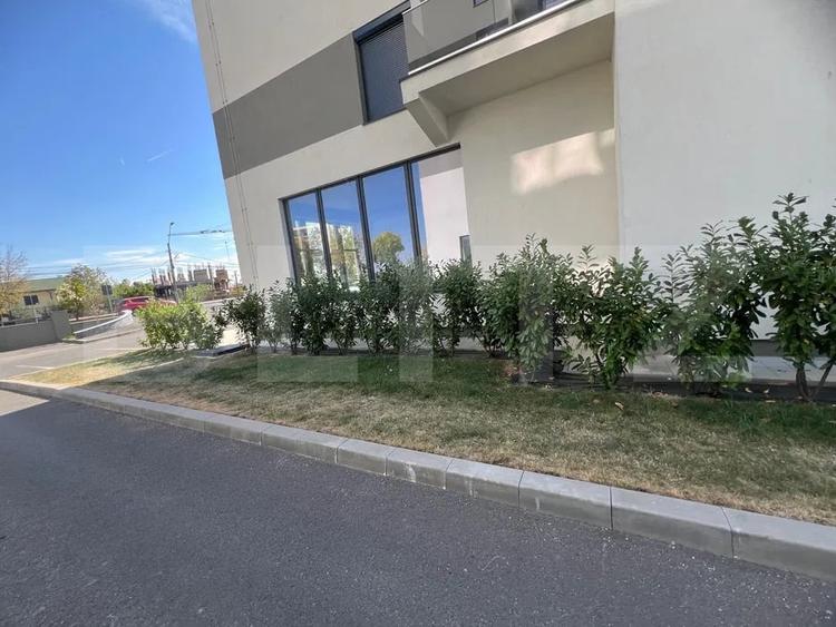 Spațiu comercial, de 82 mp, în Exterior Sud