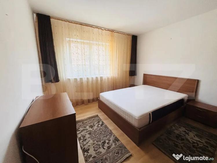 Apartament cu 3 camere decomandat în Bartolomeu