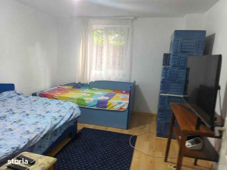 Casă cu 4 camere în Baisa