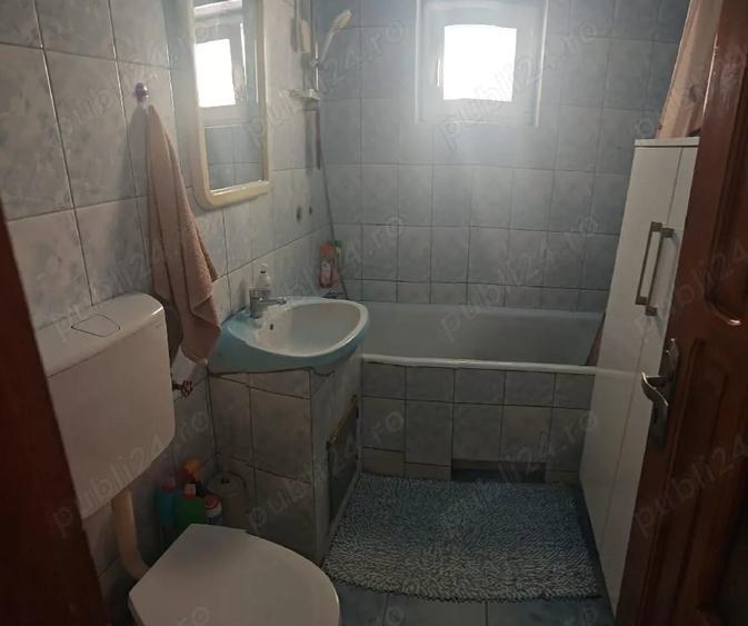 Apartament cu 3 camere decomandat în Șag