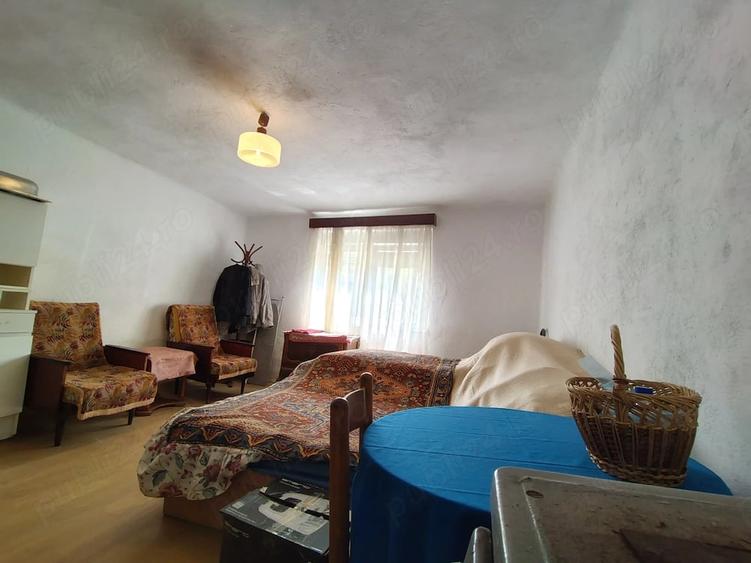 Casă cu 3 camere cu Teren 1630 Mp în Copăcele