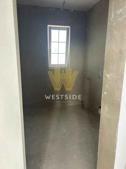 Apartament cu 3 camere decomandat în Sânandrei