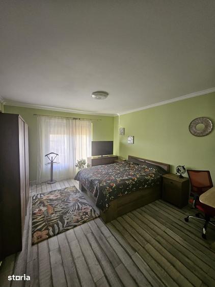 Casă cu 3 camere cu Teren 200 Mp în Gării
