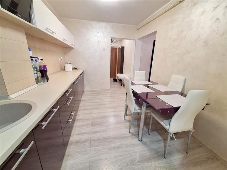 Apartament 3 camere, etaj 1, MODERN, utilat si mobilat,Bacau - 22