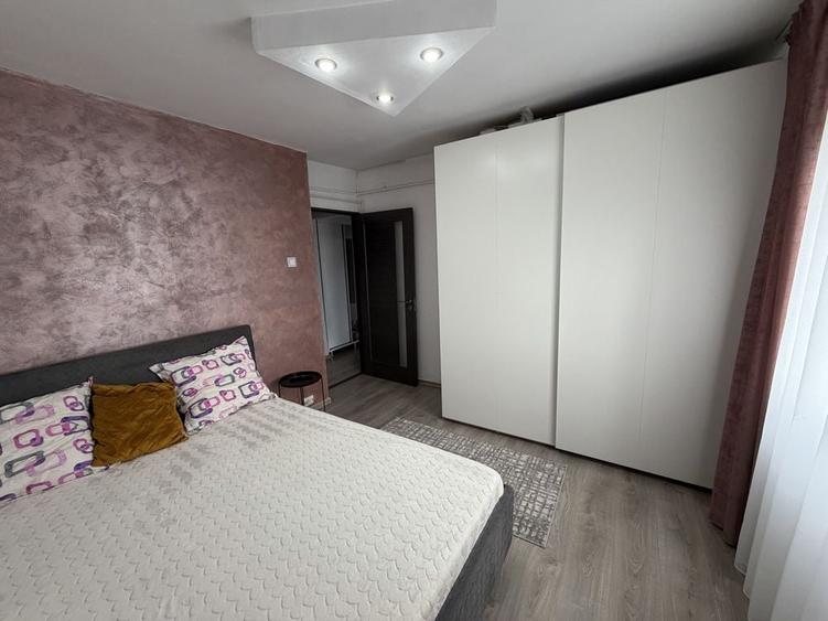 Apartament cu 2 camere decomandat în Mihai Bravu