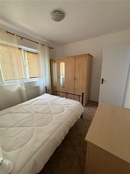 Apartament cu 2 camere semidecomandat în Girocului