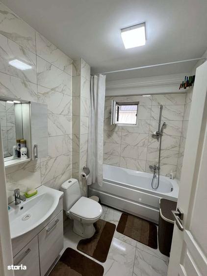Apartament cu 3 camere, mobilat în 1 Mai