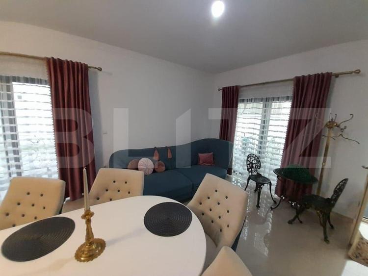Casă individuală cu 5 camere cu Garaj în Central