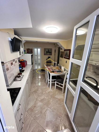 Apartament cu 2 camere, mobilat în Central