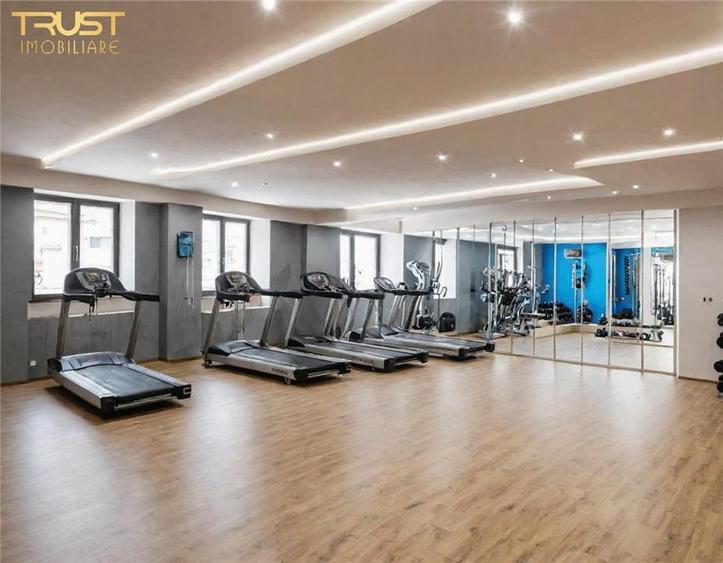 Spațiu comercial, de 370 mp, în Industrială