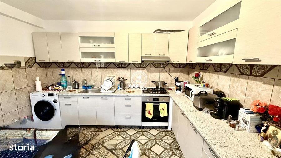 Casă cu 4 camere cu Teren 800 Mp în Victoria