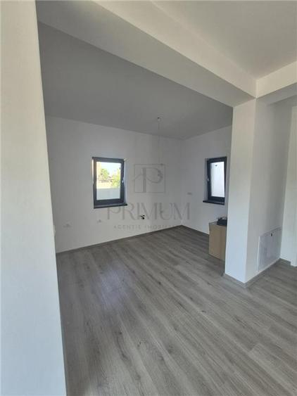 Duplex cu 3 camere cu Teren 350 Mp în Moșnița Nouă