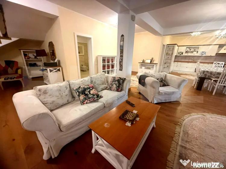 Casă cu 4 camere cu Teren 700 Mp în Central