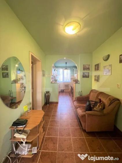 Apartament cu 3 camere decomandat în Grigorescu