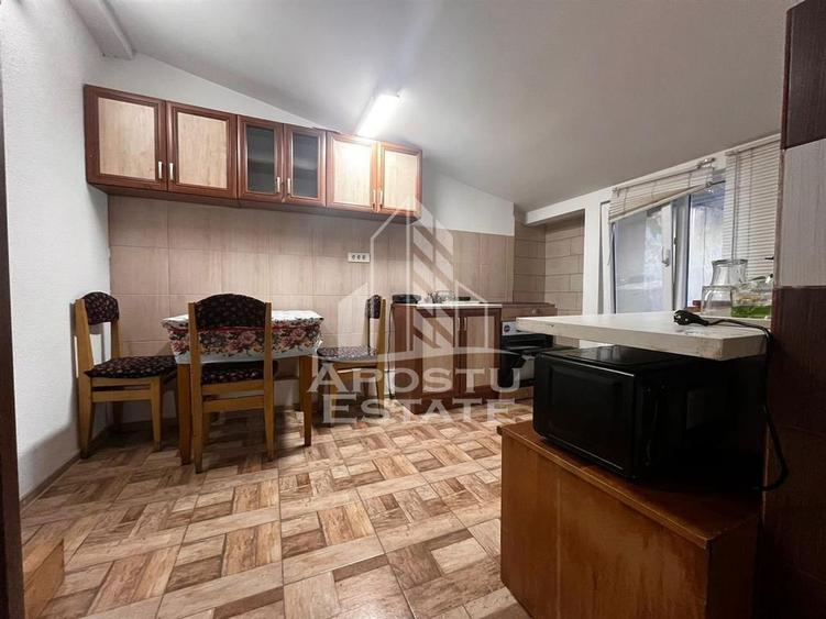 Apartament cu 2 camere semidecomandat, mobilat în Șagului