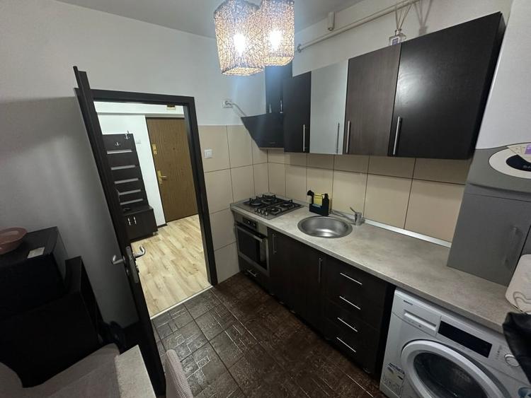 Apartament 3 camere, semidecomandat, 60 mp - Centru! - 7
