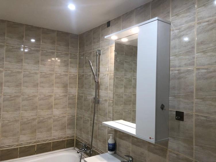 Vând apartament 3 camere decomandate faleza nord, constanța str. pescarilor nr. - 5