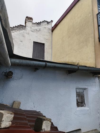 Casă individuală cu 3 camere cu Canalizare în Semicentral