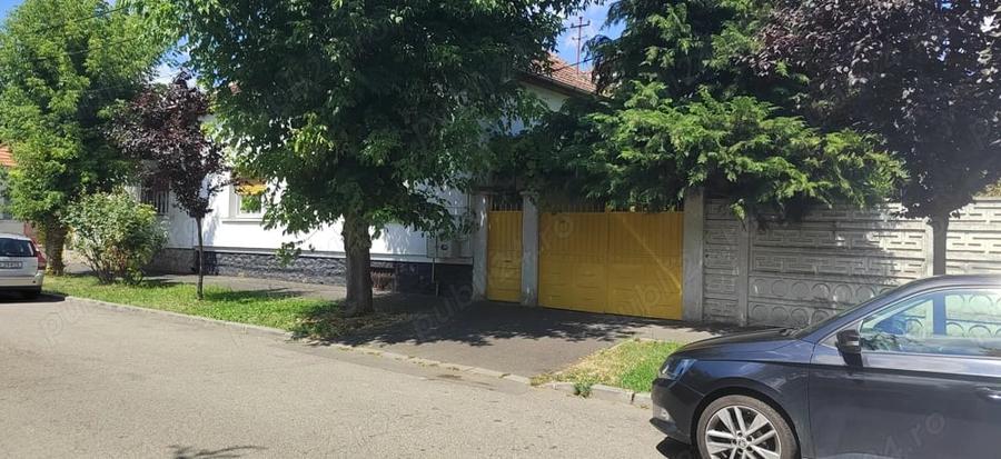 Casă cu 3 camere în Central