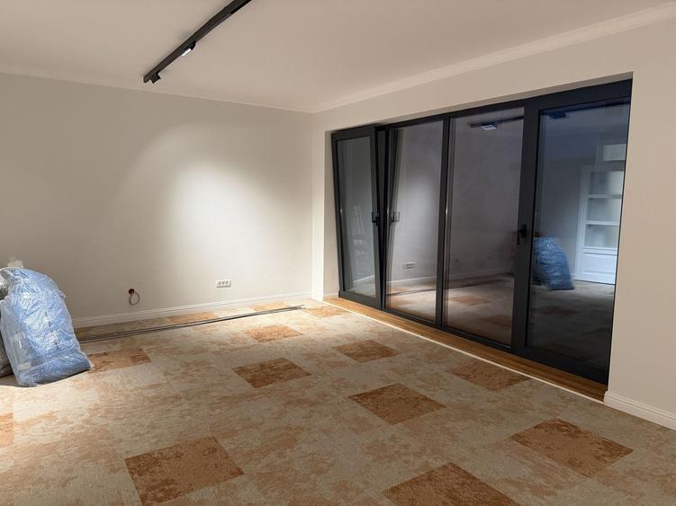 Spațiu comercial, de 140 mp, în Barbu Văcărescu