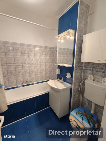 Apartament cu 3 camere decomandat în Triaj