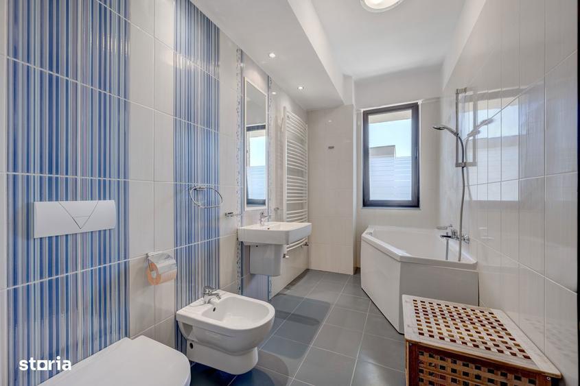 Apartament cu 4 camere în Central