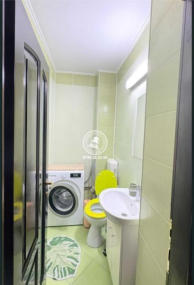 Apartament cu 4 camere decomandat în Tătărași