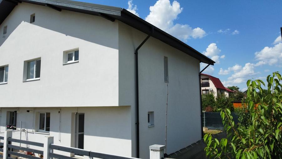 Duplex cu 3 camere cu Canalizare în Berceni