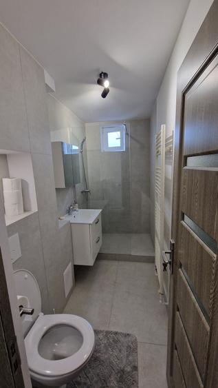 Garsonieră decomandată în Central