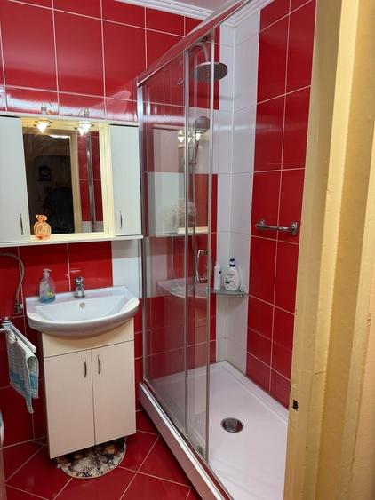 Apartament de vanzare - 3