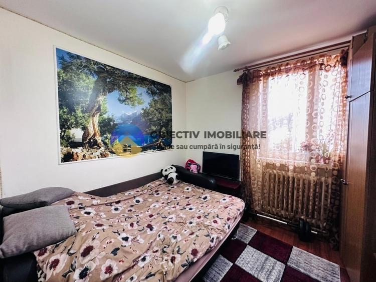 Apartament cu 3 camere semidecomandat, mobilat în Dărmănești