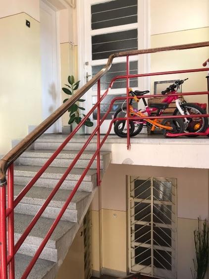 Casă cu 14 camere cu Canalizare în Centrul Istoric