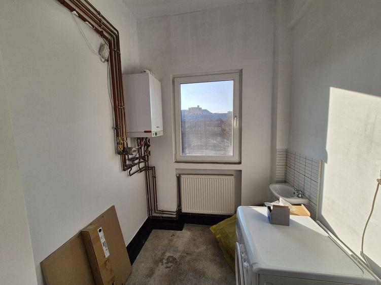 Apartament cu 2 camere + 1 camera de serviciu -  78,67 mp - Piata Romana - 10