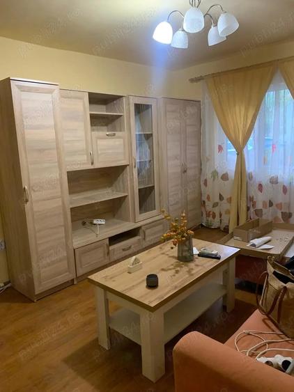 Proprietar inchiriez apartament cu 2 camere in Calea Girocului, vis a vis de Liceul de Chimie. - 1