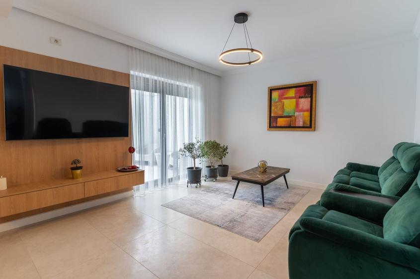 Duplex cu 5 camere cu Canalizare în Mehala